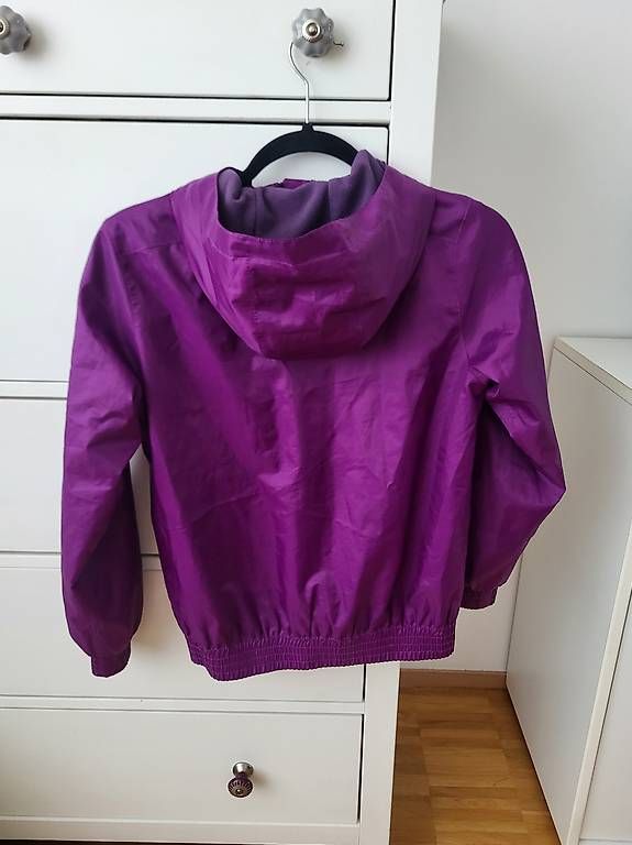 Giacche & Cappotti: Regenjacke Mädchen gr.134 – Usato da Oberaach venduto da Svea11 2
