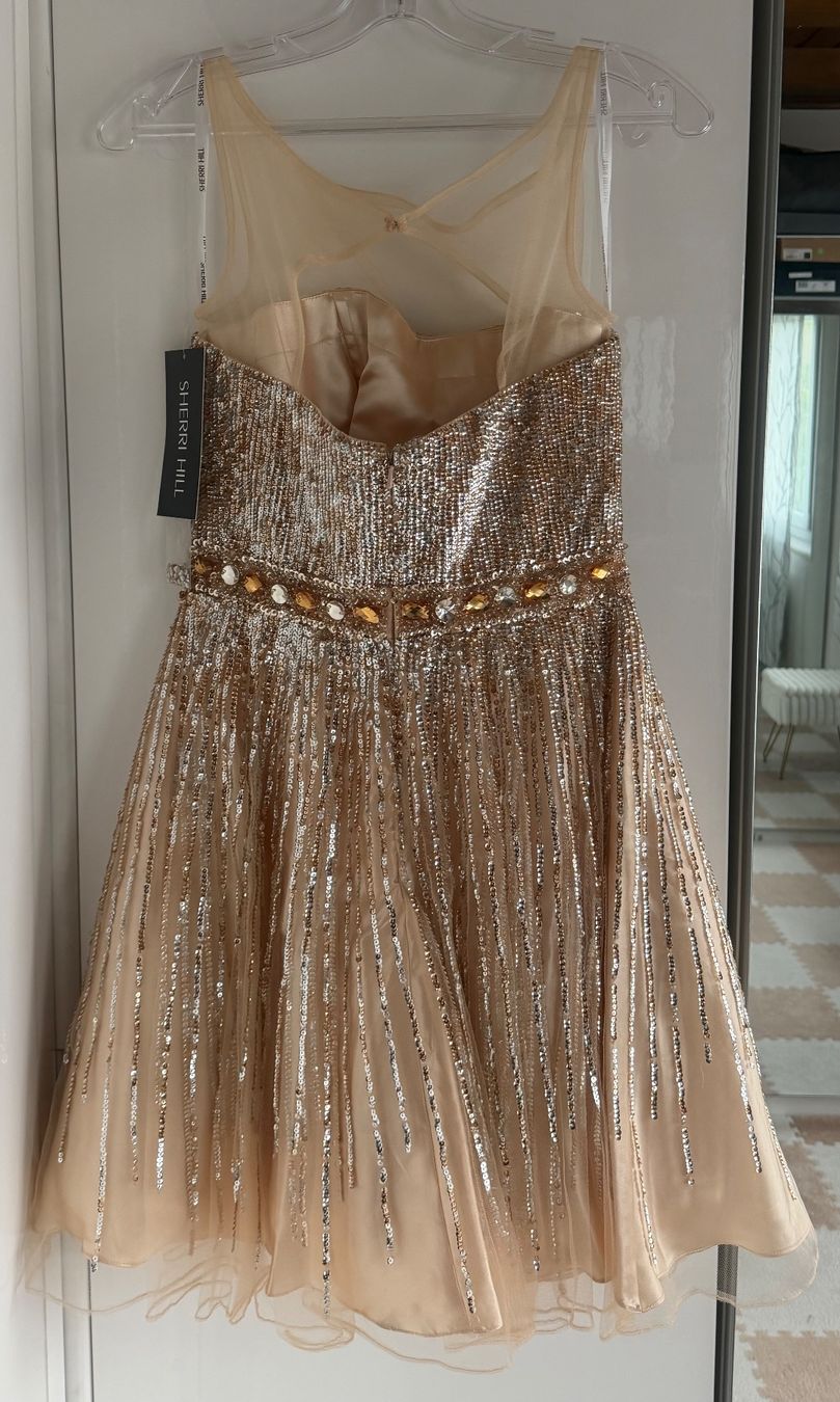 Kleider: Robe de cocktail/bal – Neu und originalverpackt aus Genève von cri_rxt6 1