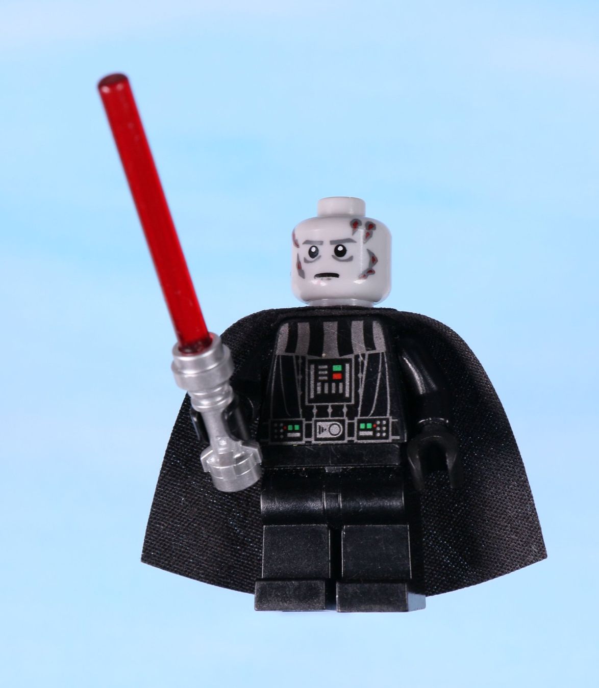 Lego Spielzeuge: LEGO Star Wars Minifigur Darth Vader hellgrauer Kopf – Gebraucht aus Hettlingen von Scholi99 1