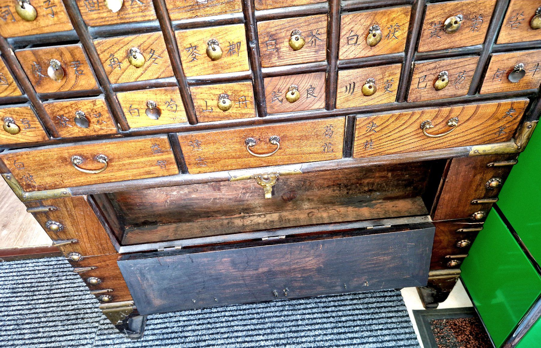 Commodes: Chinesischer Apothekenschrank – D'occasion à Niederlenz par sagitario68 3