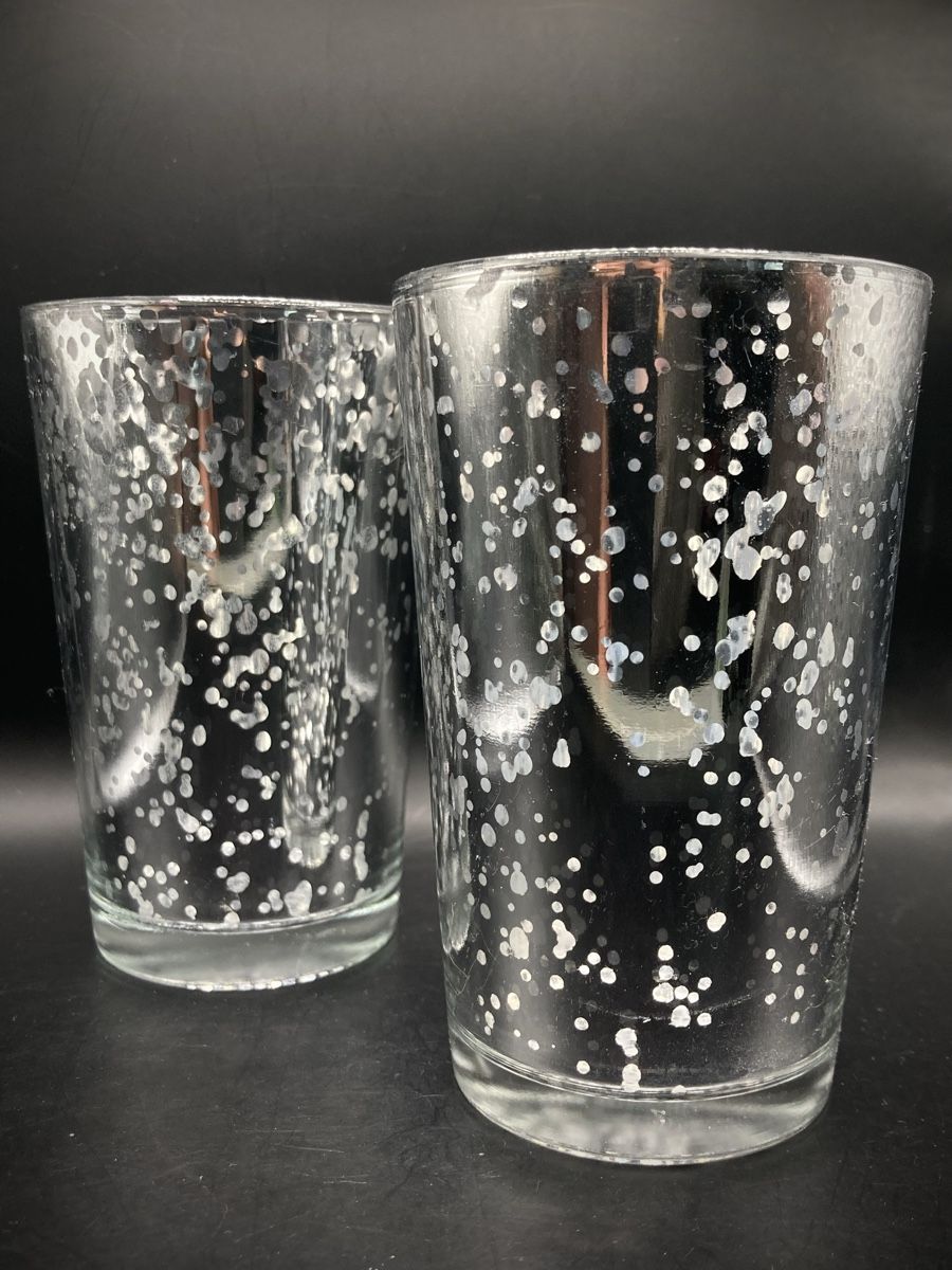 Portacandele: Windlichter Glas silberfarben mit Punkten 2 Stk. – Usato da Vinelz venduto da Viewfinder84