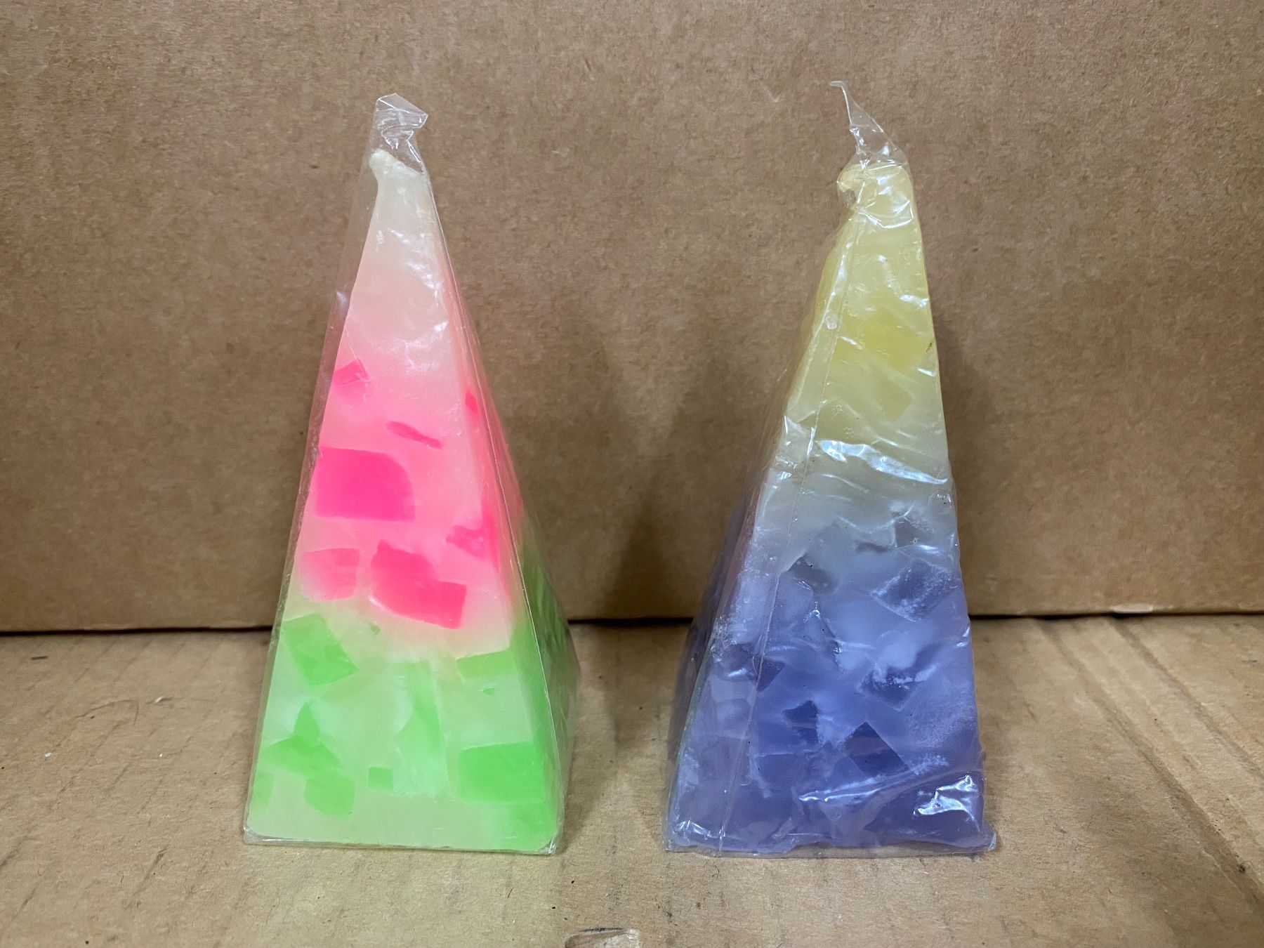 Candele: Pyramiden Kerzen 2 Stk. – Nuovo e nell'imballaggio originale da Eschlikon TG venduto da 1.- 1