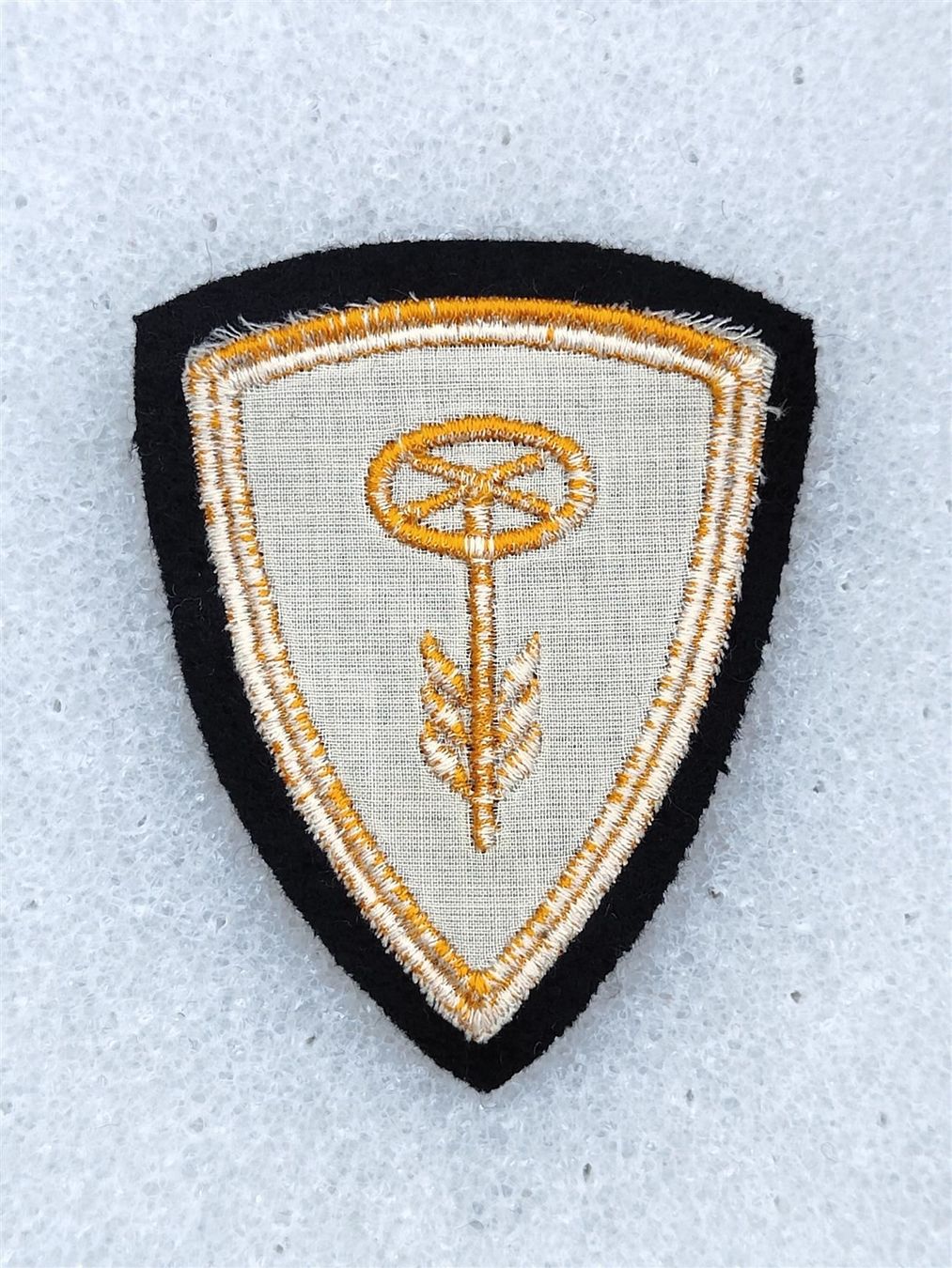 Placchette & Badge: Funktionsabzeichen Motorfahrer Ord. 1968 – Usato da Bauma venduto da SwissMilitaria 1