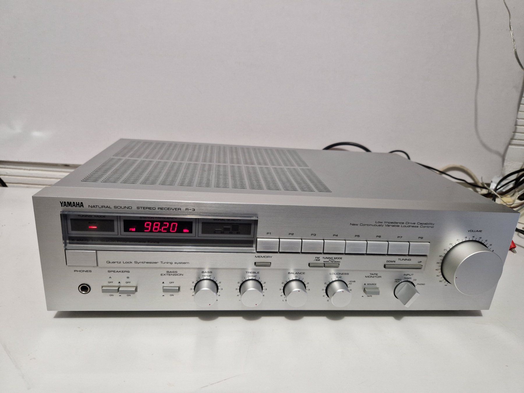 Yamaha Ricevitori: Yamaha Natural sound R 3 – Usato da Arbon venduto da Mayak_Sound