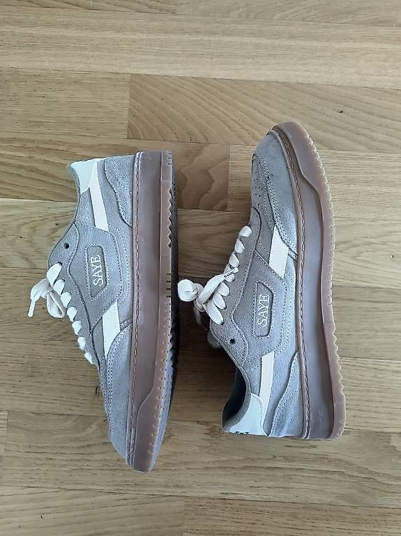 Scarpe da donna: Sneakers Saye M82 Core 39 – Nuovo (secondo la descrizione) da Morges venduto da L_6688 2