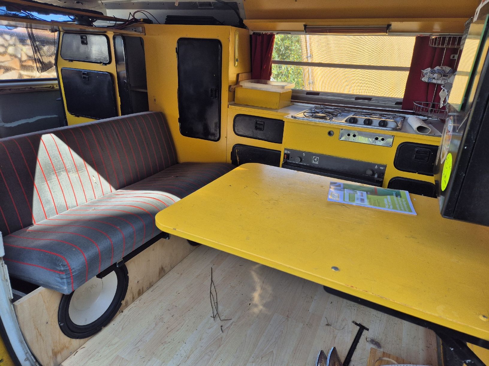VW Véhicules de camping: Vw Bus T3 – D'occasion à Guggisberg par Sbengali 9