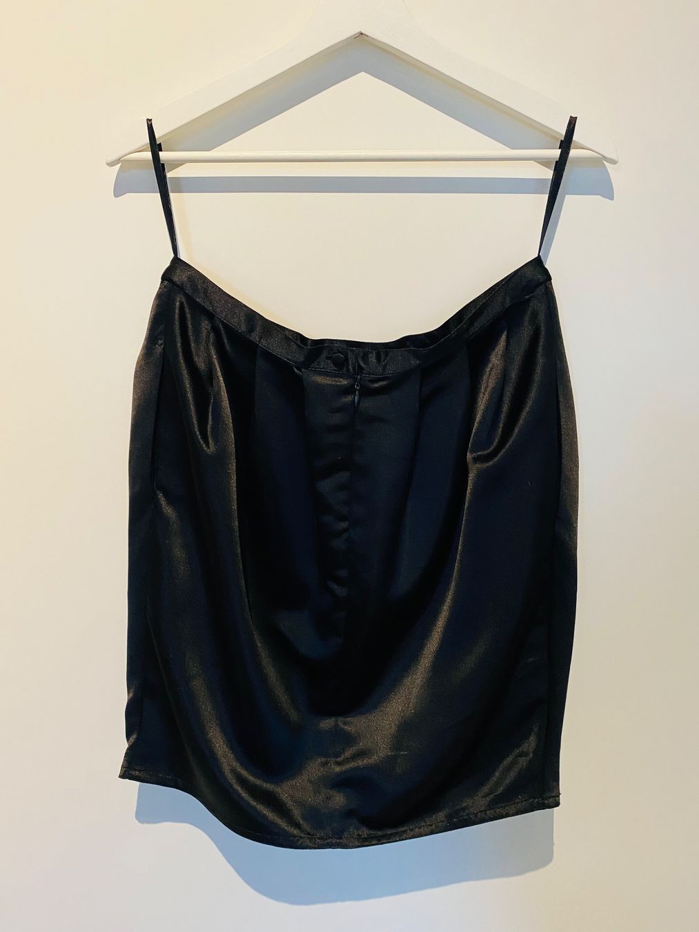 Röcke: Elegant black satin skirt – Gebraucht aus Regensdorf von heg_h8cq 2