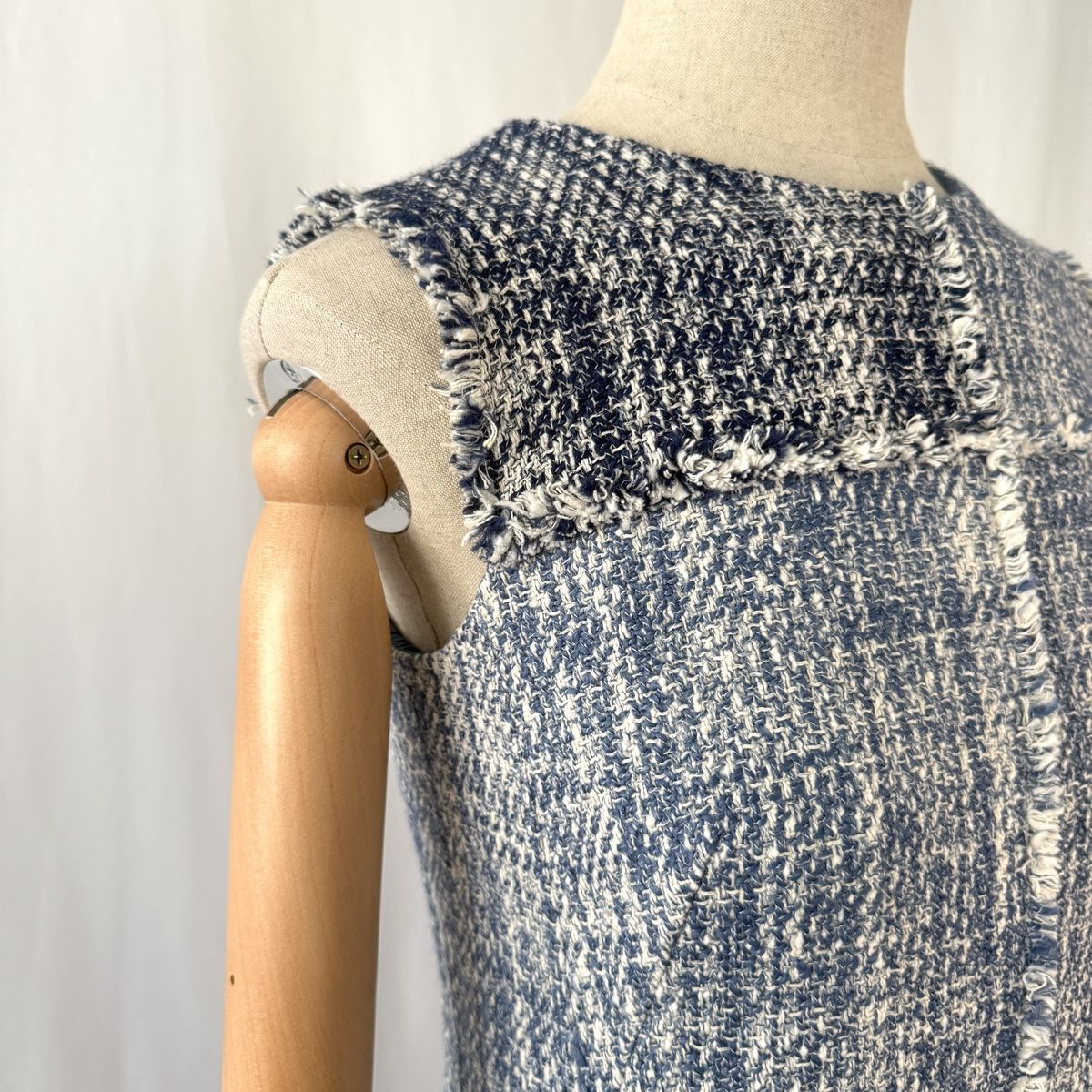 Akris Kleider: AKRIS Blue Tweed Dress – Neu (gemäss Beschreibung) aus Emmen von Avviivva_Com2023 3