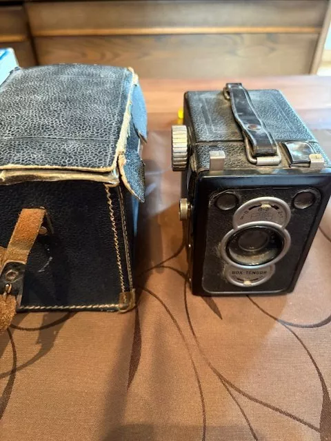 Zeiss Fotocamera: Fotokamera Box Tengor – Usato da Wilen b. Wollerau venduto da alabama130506 1