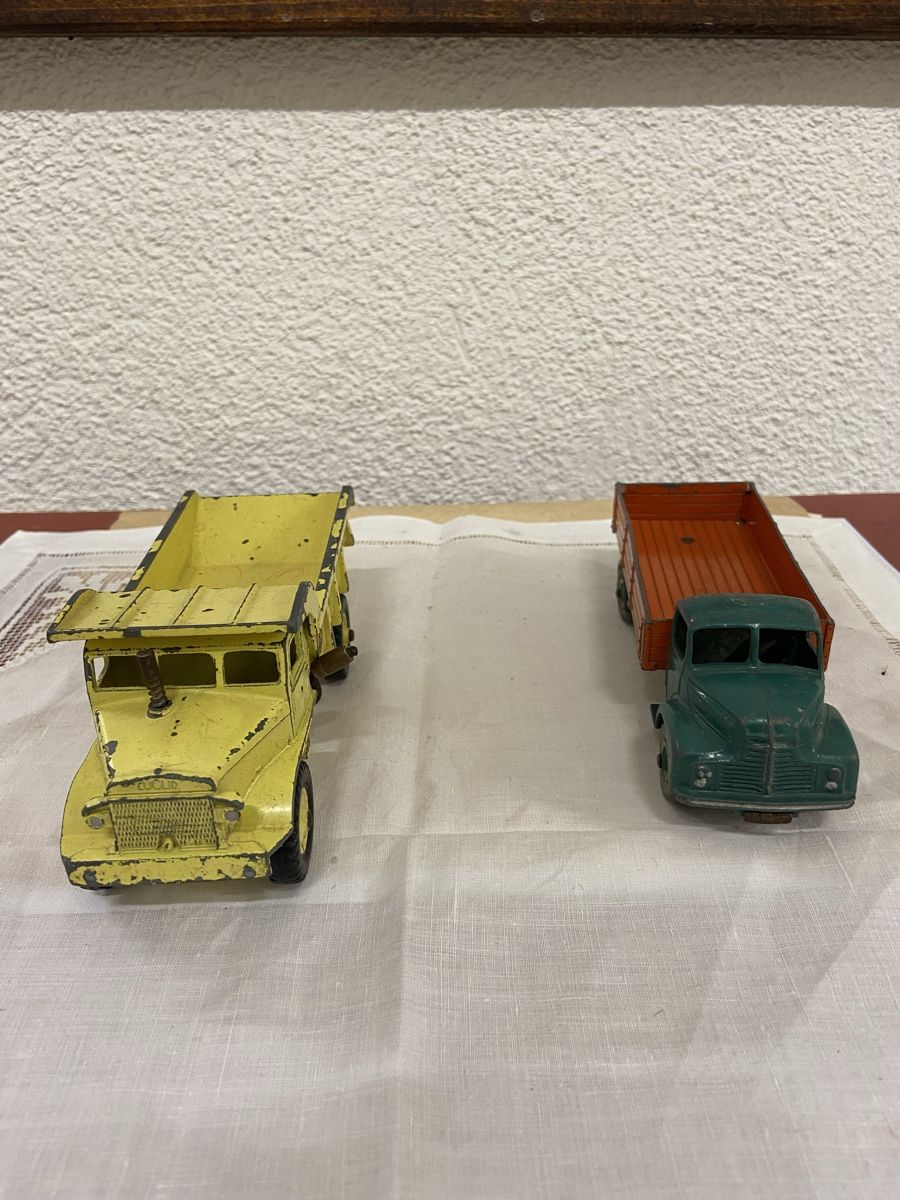 Dinky Toys Modellini d'auto: Dinky Toys Modellautos  – Usato da Dietikon venduto da brocki-eyra