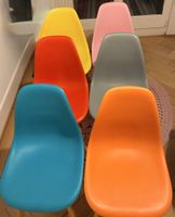 Schönes Stuhl-Set 6 Stück bunt Kunststoff mit Holzbeinen