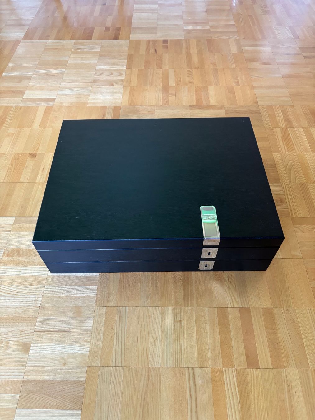 Portagioie: Coffret en bois rangement pour couverts – Nuovo (secondo la descrizione) da Delémont venduto da pirangidonorte