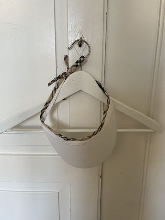 Burberry Visor Hat, size Adjustable