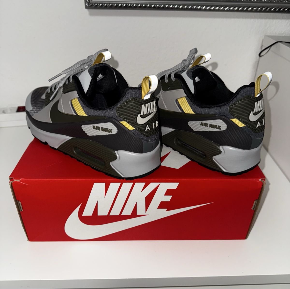 Nike Scarpe da uomo: Nike Air Max 90 Drift  Gr.  44 – Nuovo e nell'imballaggio originale da Glattbrugg venduto da san_ssz5 1