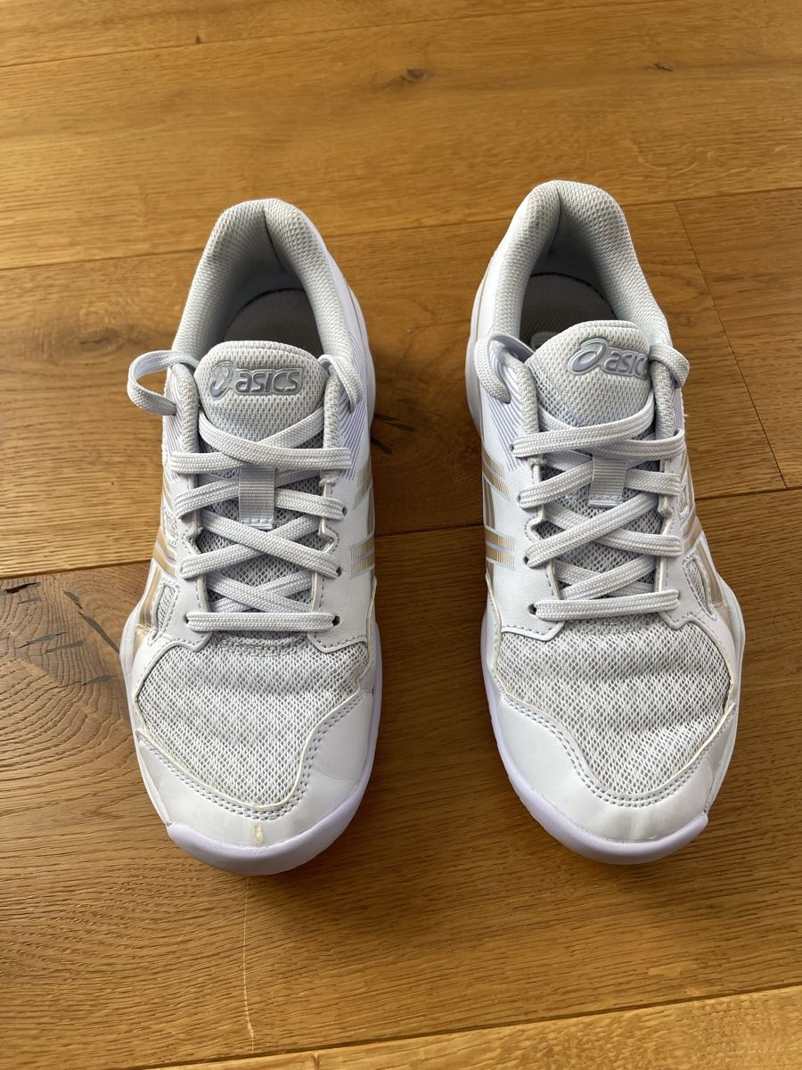 Asics Scarpe per ragazzi: Asics Hallenturnschuh  – Usato da Gerlikon venduto da Ensanada