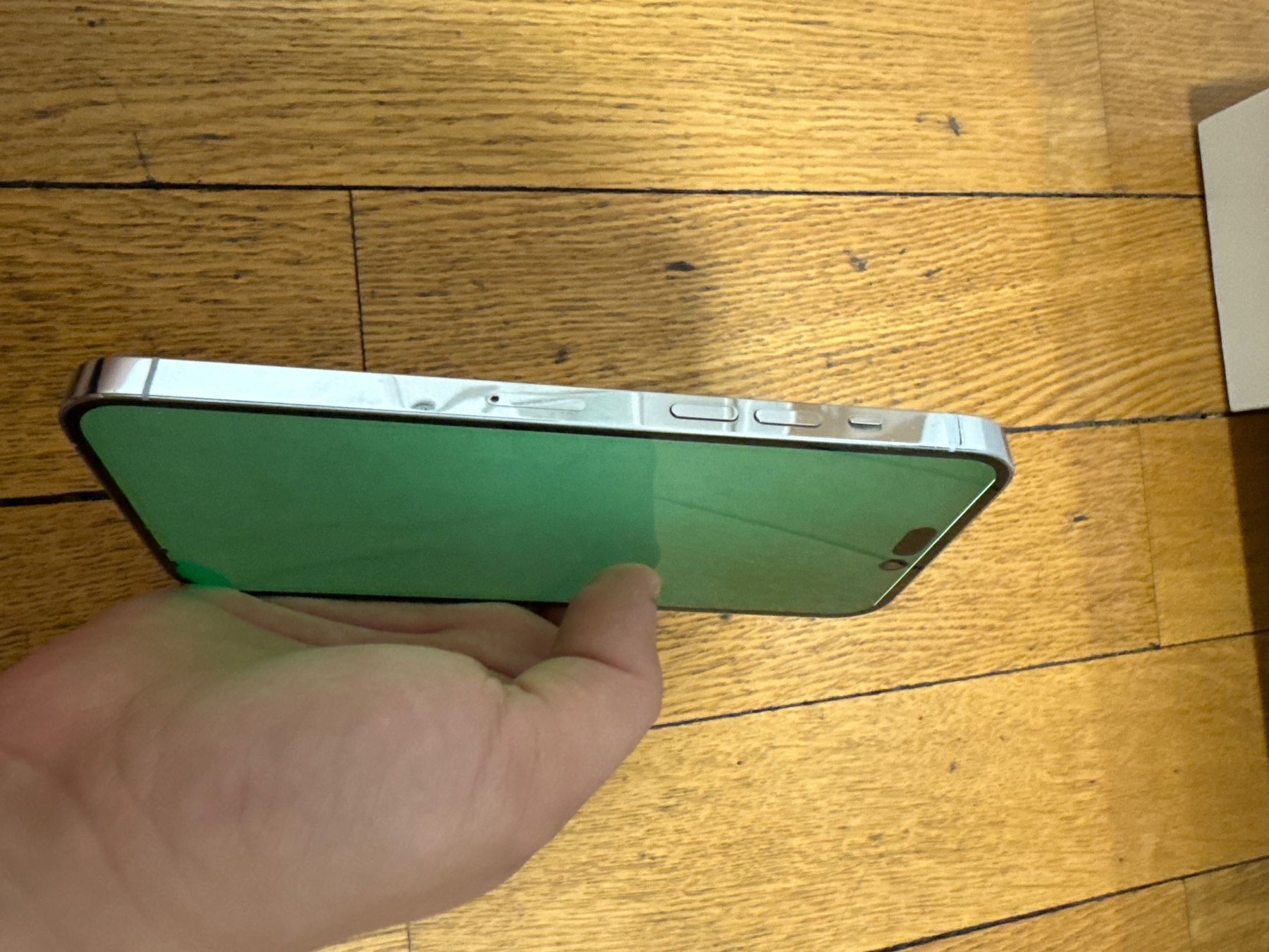 Apple Telefoni cellulari / Smartphones: Vendo Iphone 14 Pro Max Bianco 128 GB – Difettoso da Chiasso venduto da zeq_798r 1