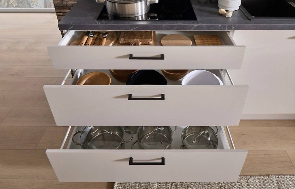 Cucine complete: Ausstellungsküche inkl. Geräte – Nuovo (secondo la descrizione) da Rorschach venduto da aki_66fc 3