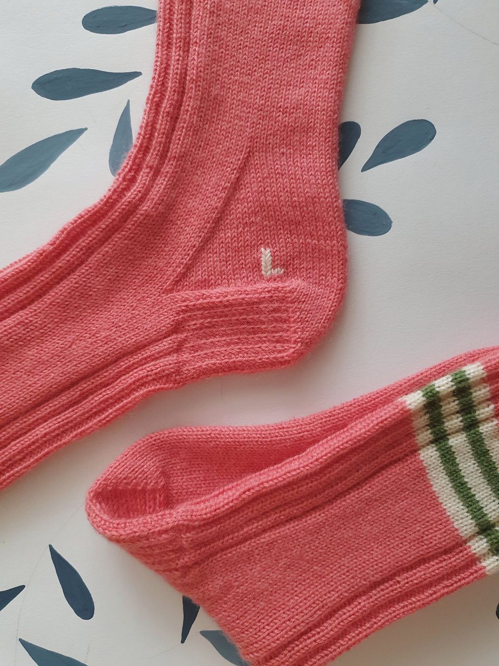 Calze: Handgestrickte Socken, Gr. 38, Wollsocken, Geschenk – Nuovo e nell'imballaggio originale da Neunkirch venduto da Sandramay 2