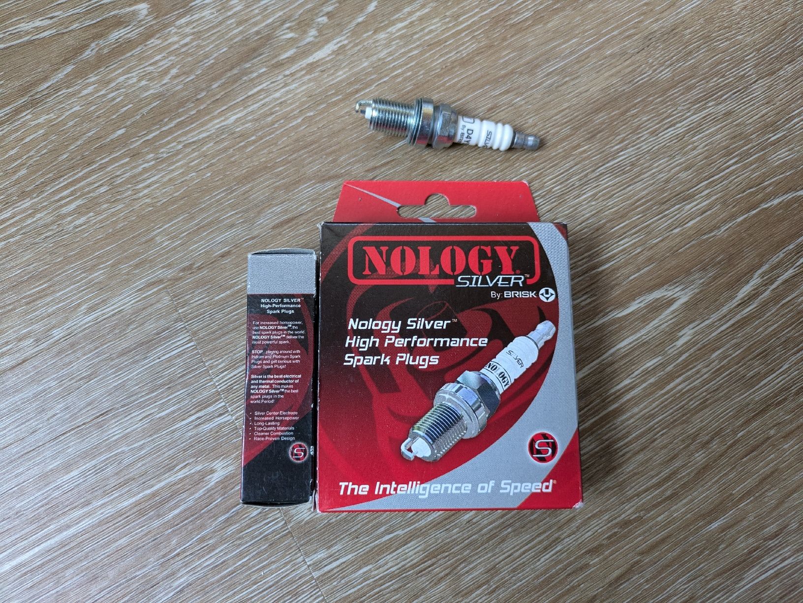 Sonstiges Fahrzeugzubehör: Zündkerze Nology Silver High Performance 5 Stk.  D4YS – Neu und originalverpackt aus Buchs LU von bs_hl7w