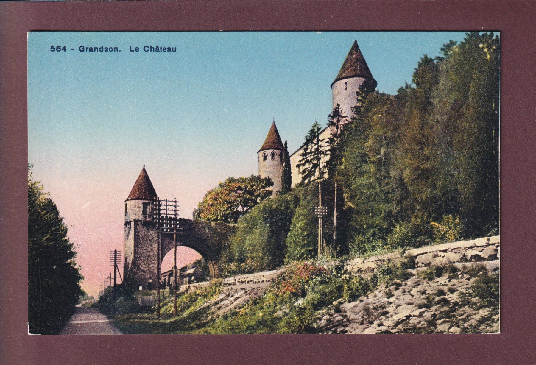 Cartoline postali: GRANDSON - Château – Usato da Pully venduto da nicecards