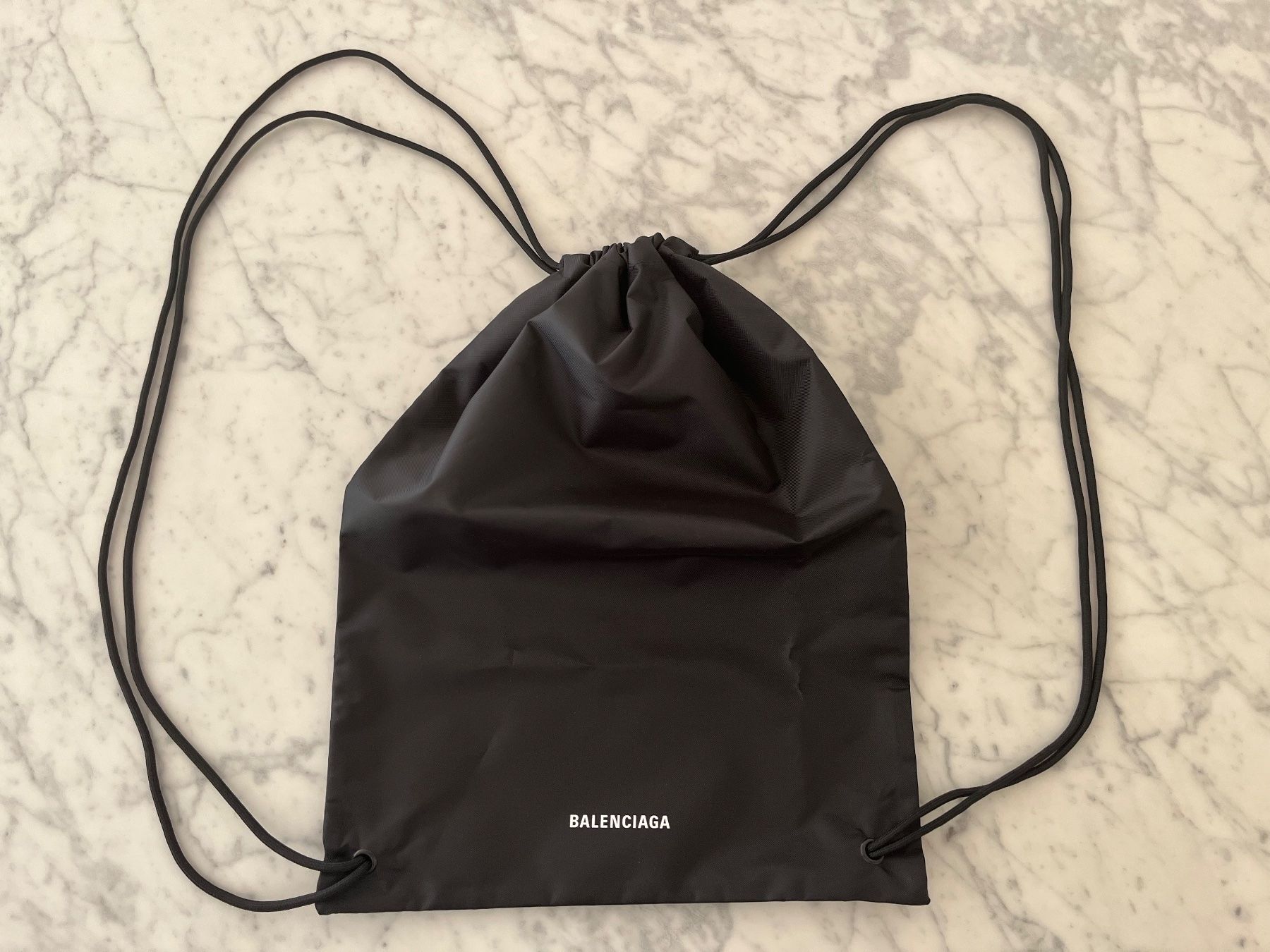 Zaini: Balenciaga Dust Bag/Gym Bag – Nuovo (secondo la descrizione) da Wetzikon ZH venduto da MW.S 2