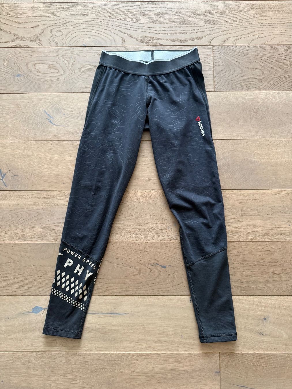 Reebok Leggings: REEBOK SPEEDWICK THERMAL LEGGING, size S – Nuovo (secondo la descrizione) da Zug venduto da Nat.yushkevich 3