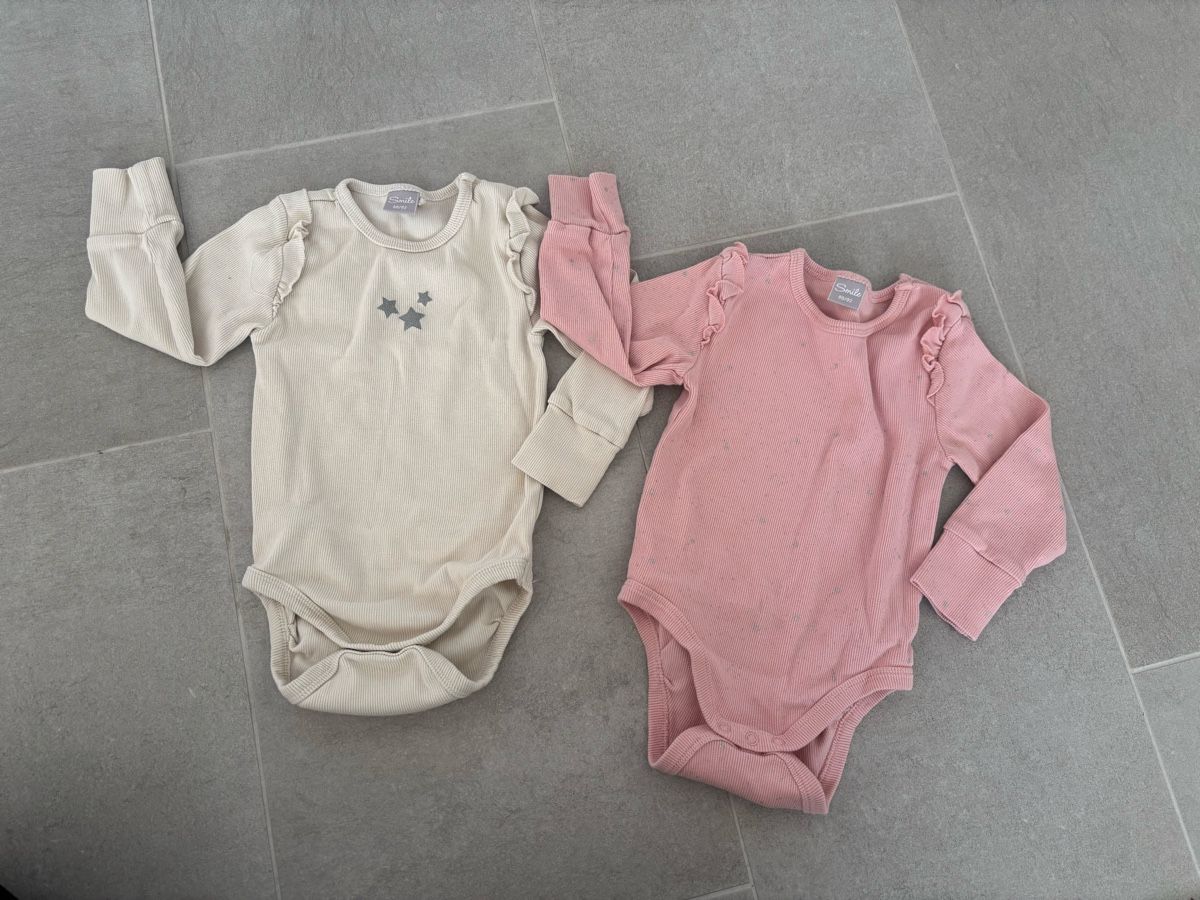 Lotti & Set di vestiti: Langarmbodies, Gr 80 – Usato da Breitenbach venduto da mi95st