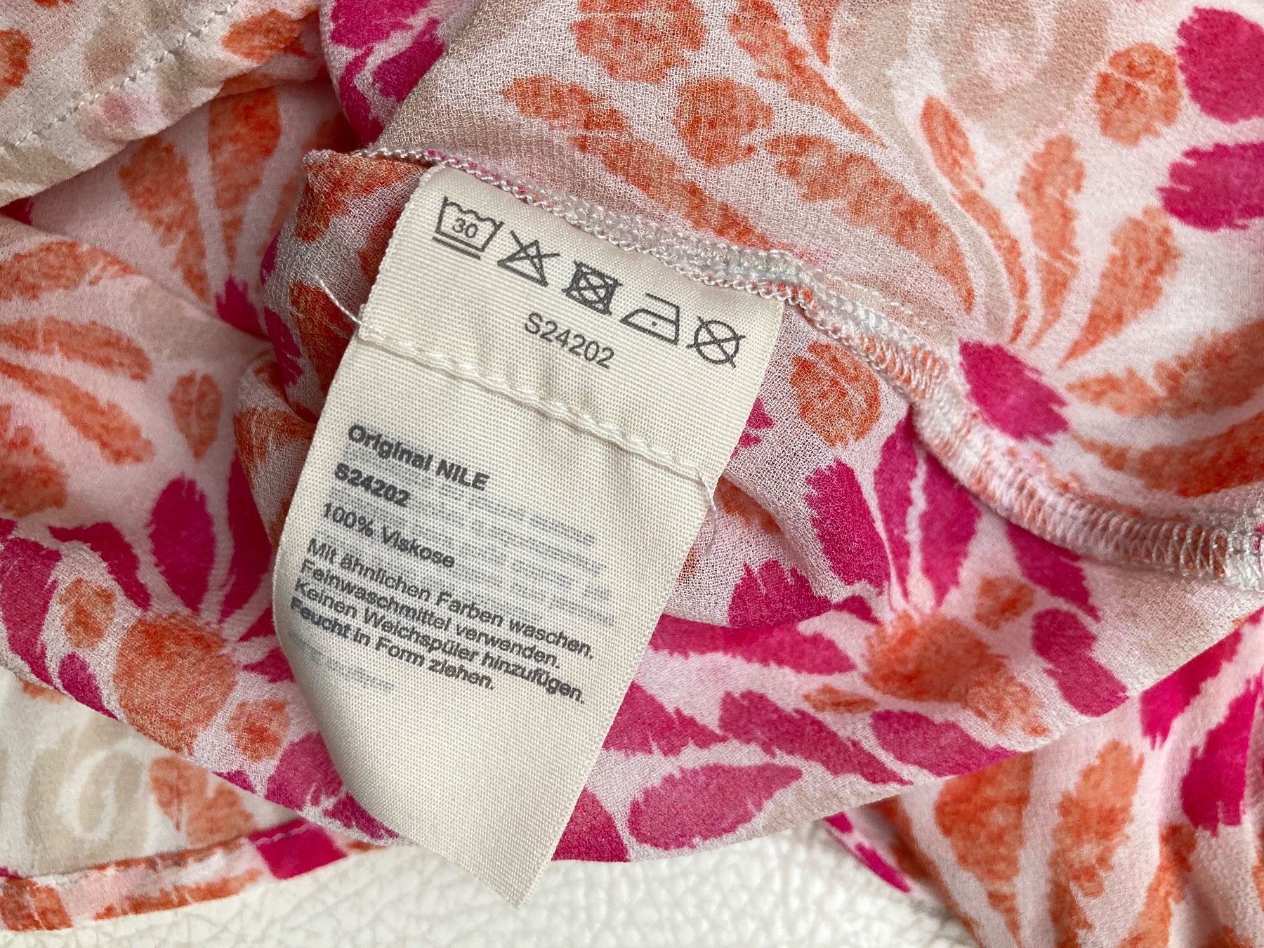Nile Blusen: Nile Bluse Gr.L – Neu und originalverpackt aus Unterägeri von Jutka_04 4