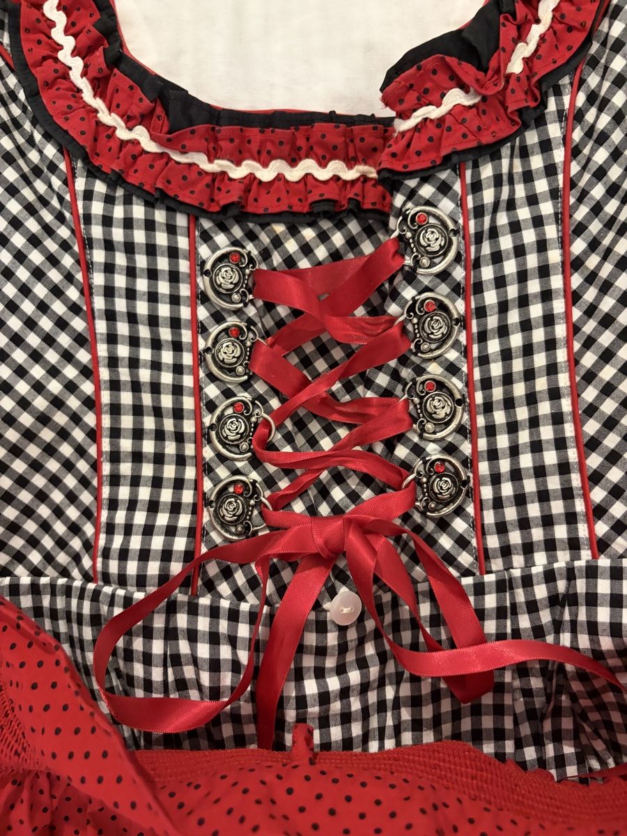 Vestiti: Dirndl GR. 36 – Nuovo (secondo la descrizione) da Bürglen TG venduto da sab_f6nd 3