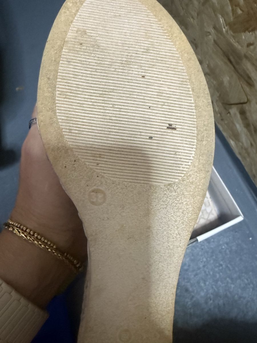 Damenschuhe:  Pantoletten gr 38 – Gebraucht aus Sarnen von Sla_ta 1