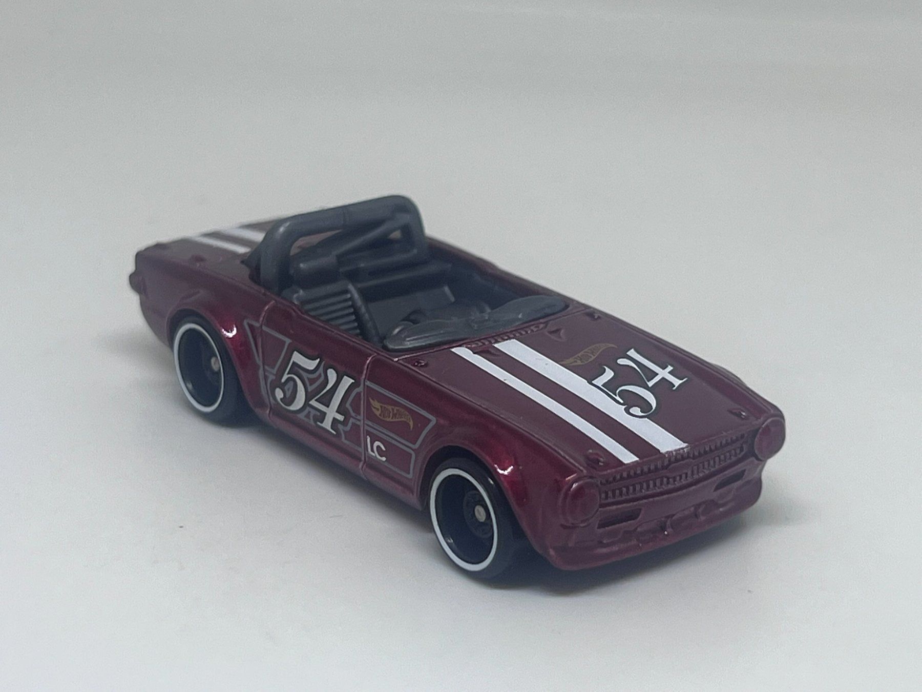 Hot Wheels Modellini d'auto: Hot Wheels Triumph TR6 #262 – Usato da Wildegg venduto da LaaBoutique