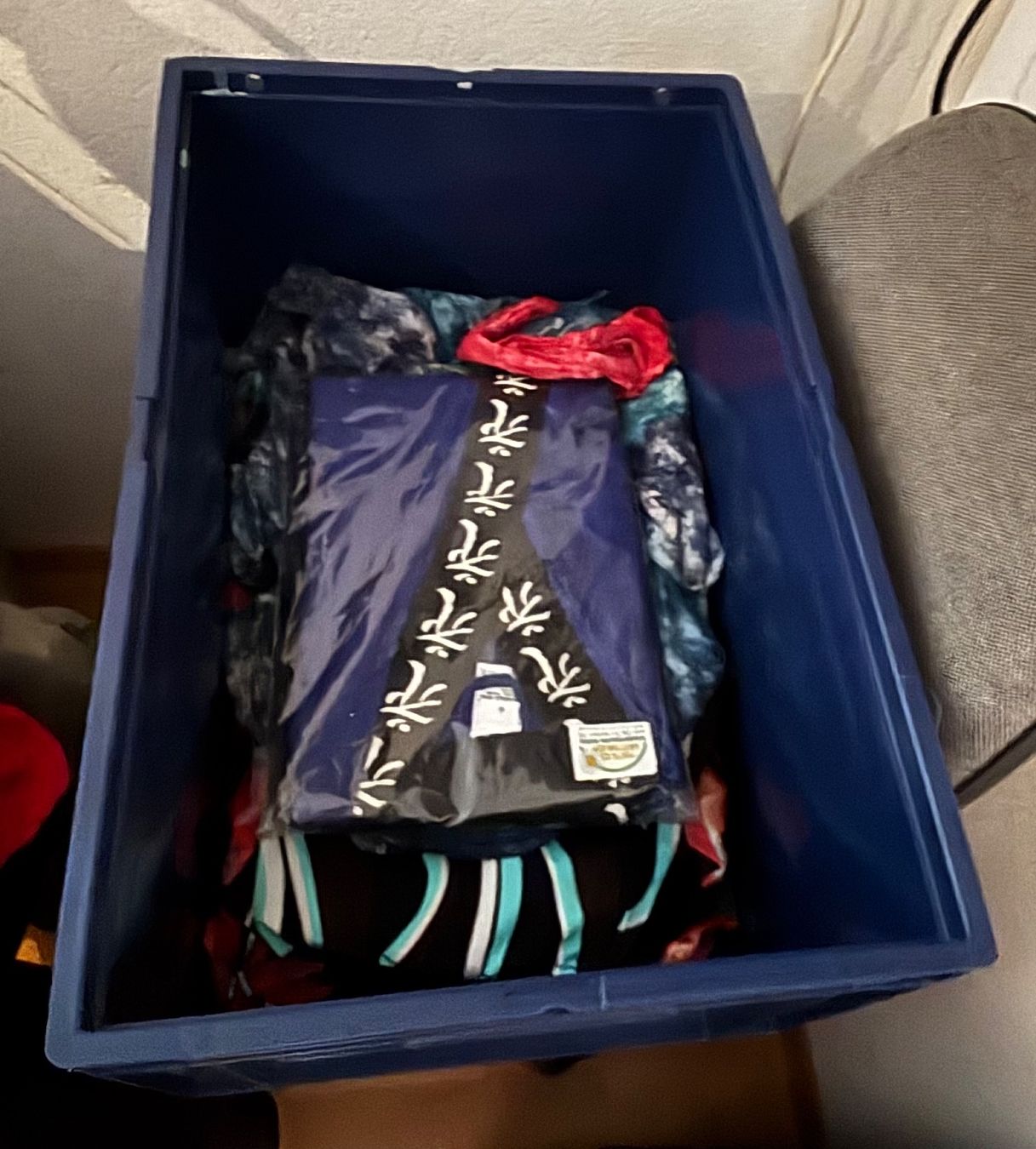 Lotti di vestiti: Kleiderpaket  (XL - XXL) – Nuovo (secondo la descrizione) da Buchs AG venduto da Roger-iO 2