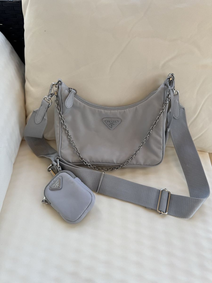 Prada Taschen für Damen: Prada Re-Edition 2005 Bag – Neu (gemäss Beschreibung) aus Uster von bibiz5
