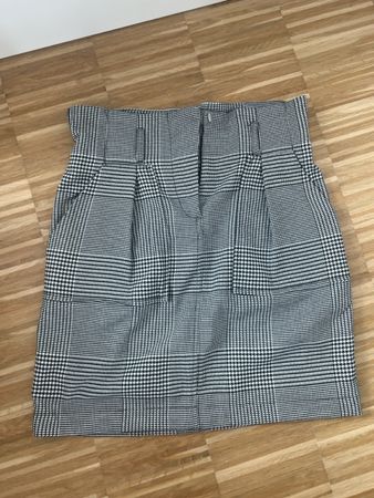 Stylish Marella Glen Plaid Skirt - Perfect for Autumn!