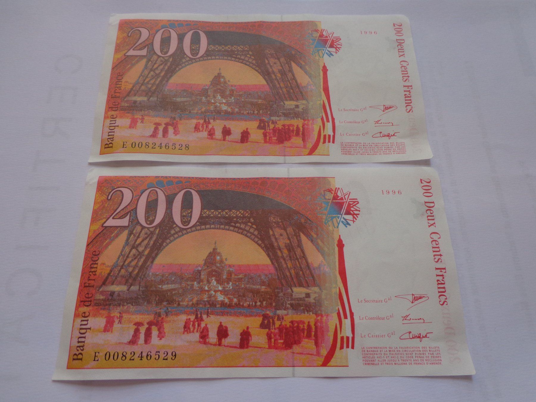 Billets de banque: France : 2 billets de 200 Fr. 1996 " Eiffel" – D'occasion à Pully par UCA01 2