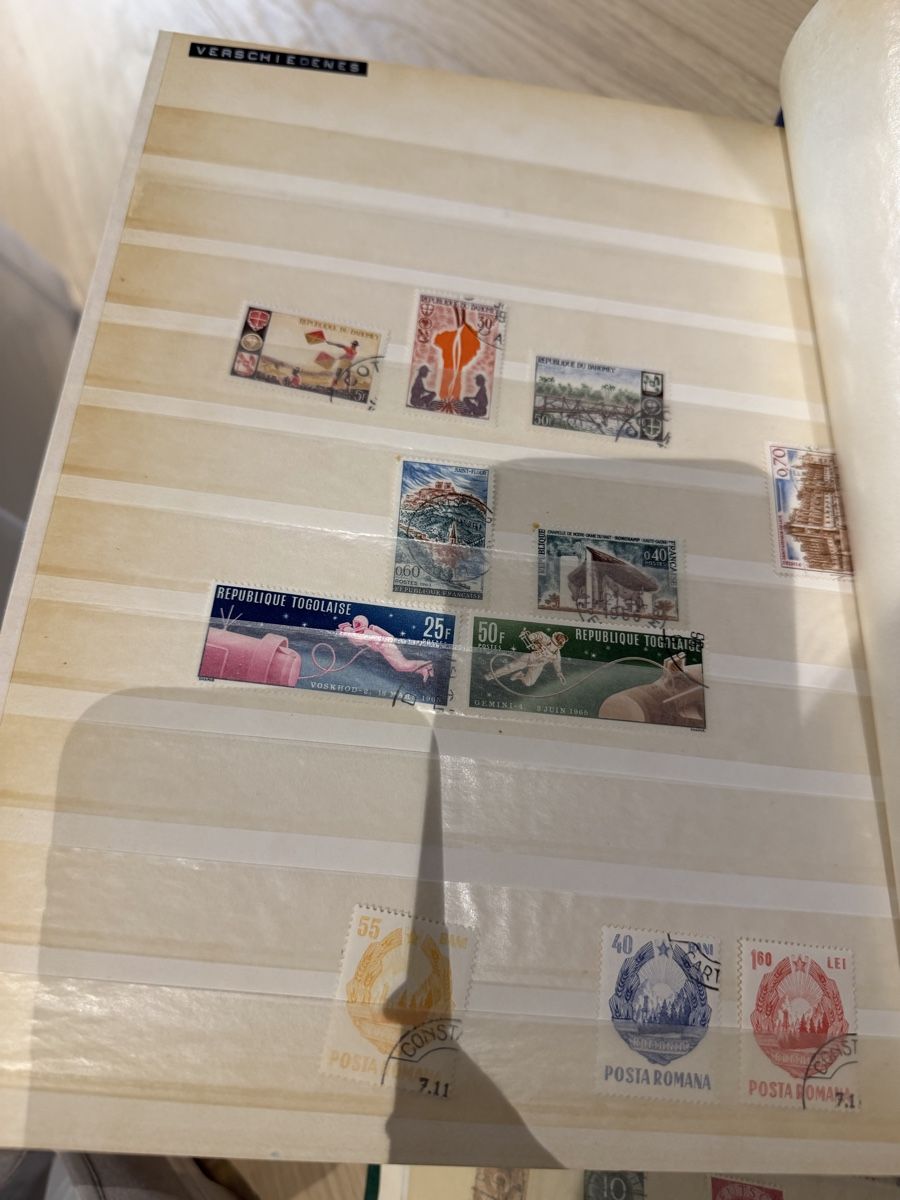 Tutti i francobolli: Briefalbum Album  – Usato da La Tour-de-Peilz venduto da HOTMI00 8