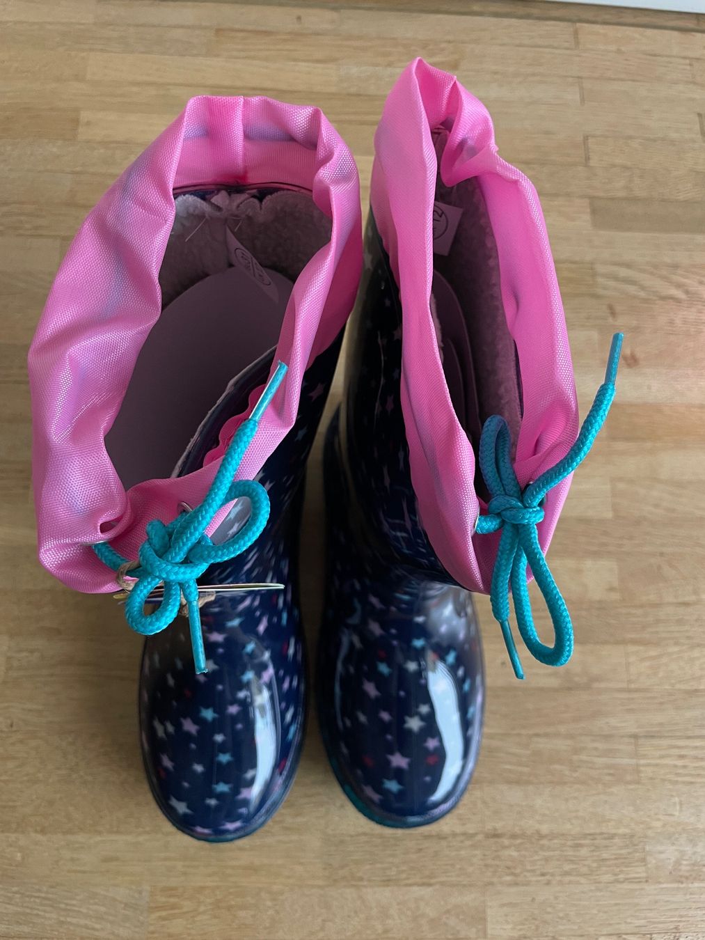 Scarpe per ragazze: NEU Kinder Gummistiefel mit Powerlight, Gr 31 – Nuovo e nell'imballaggio originale da Zürich venduto da KC123 2