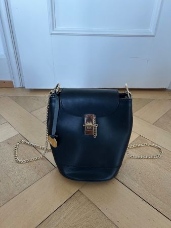 Stella Dutti - Schwarzer Leder Rucksack / black leather bag