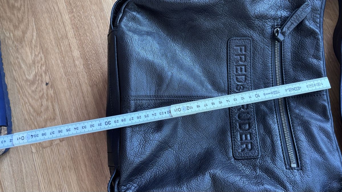 FredsBruder Borse da donna: Tasche, FredsBruder, schwarz – Nuovo (secondo la descrizione) da Basel venduto da Defne 6