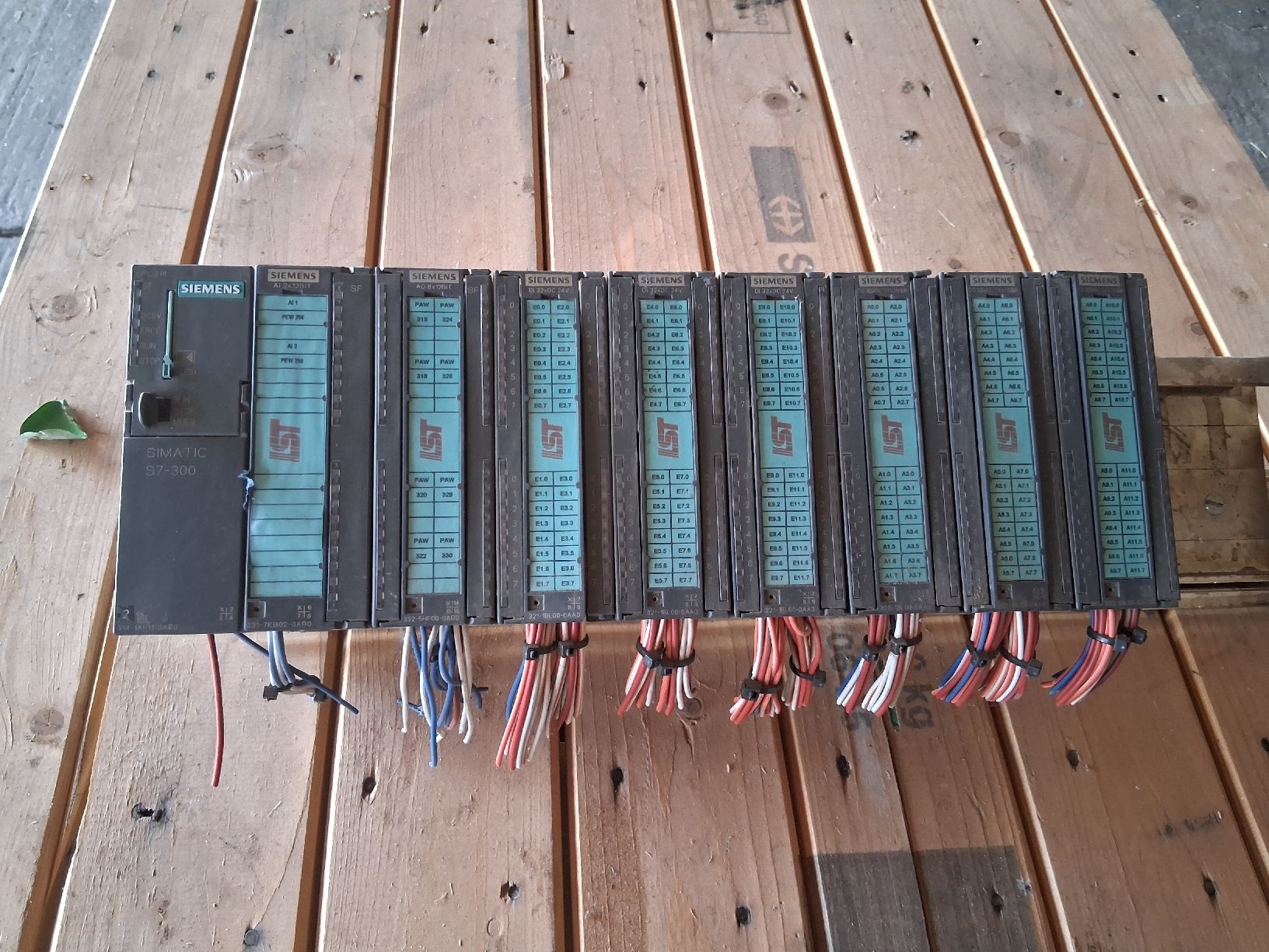 Siemens Elektronikbauteile: Siemens SPS – Gebraucht aus Zezikon von nfa_2s5b
