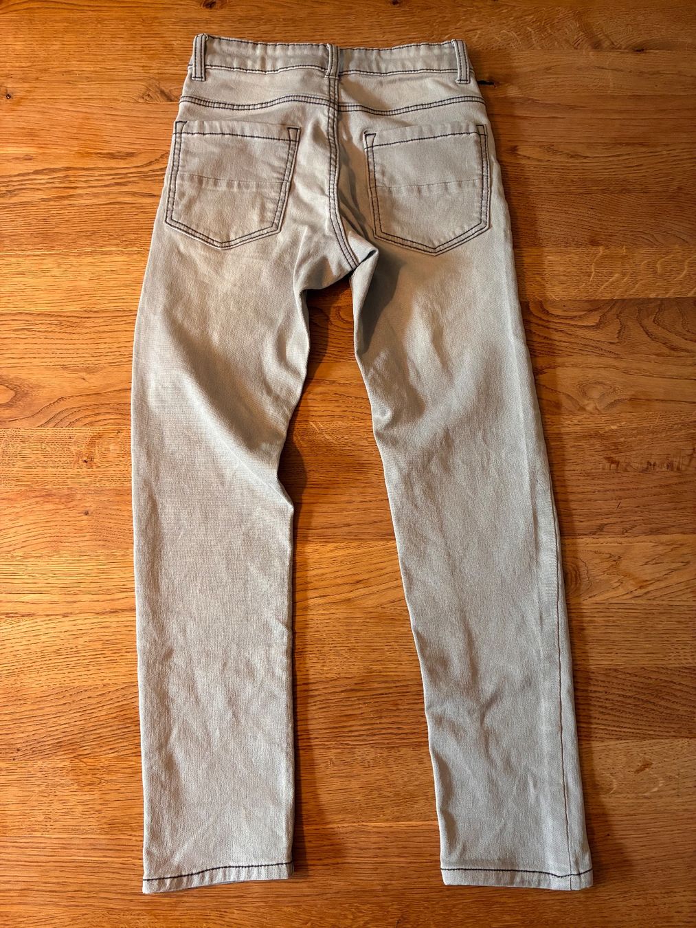 Pantaloni: Slim Jeans in hellgrau Gr. 140 – Usato da Bern venduto da avaroo 2