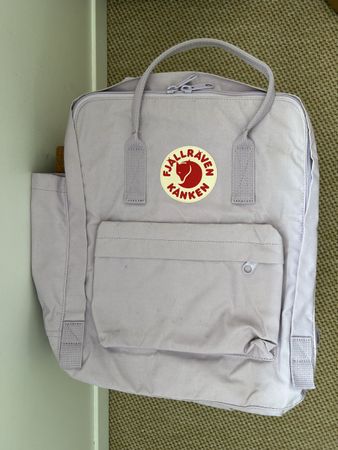 Fjällräven Kanken lila