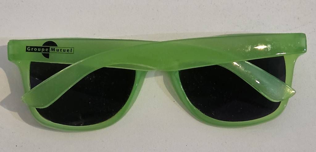 Occhiali & Lenti: Lunette de soleil. Groupe Mutuel. – Usato da Bevaix venduto da Nounoursch 1