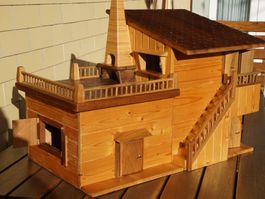 Massivholz Puppenhaus Handgemacht exklusiv, wie Neu
