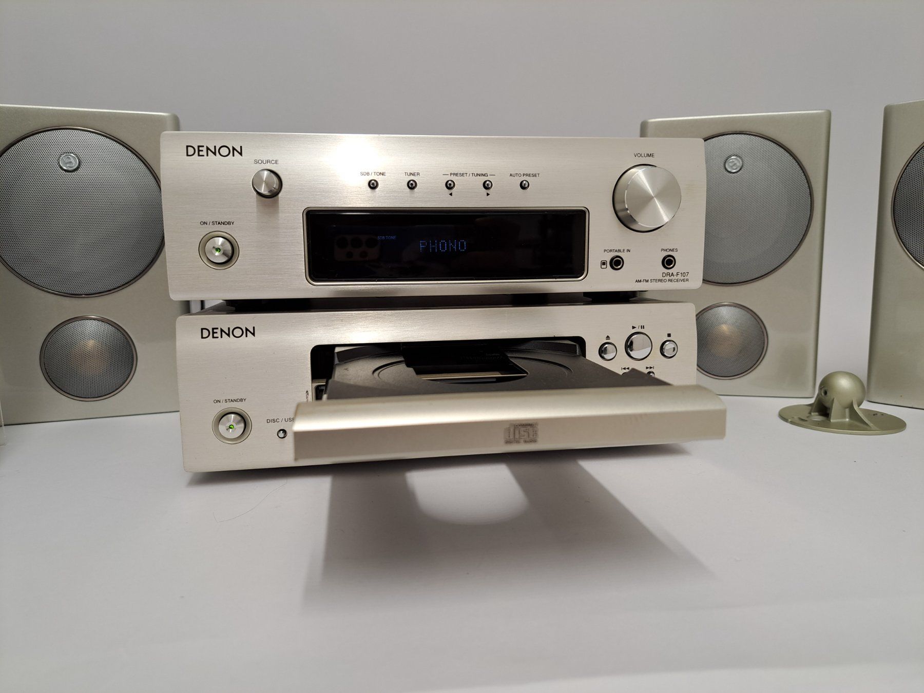 DENON DRA-F107/DCD-F107 Stereoanlage (Gebraucht) in Schaffhausen