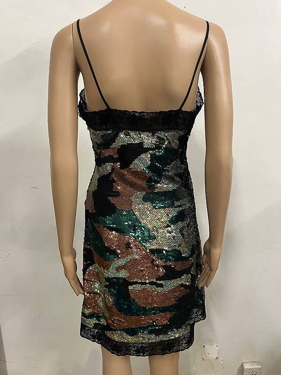 Vestiti: Ashish robe sequin camouflage – Usato da Les Acacias venduto da kim_2dxt 2