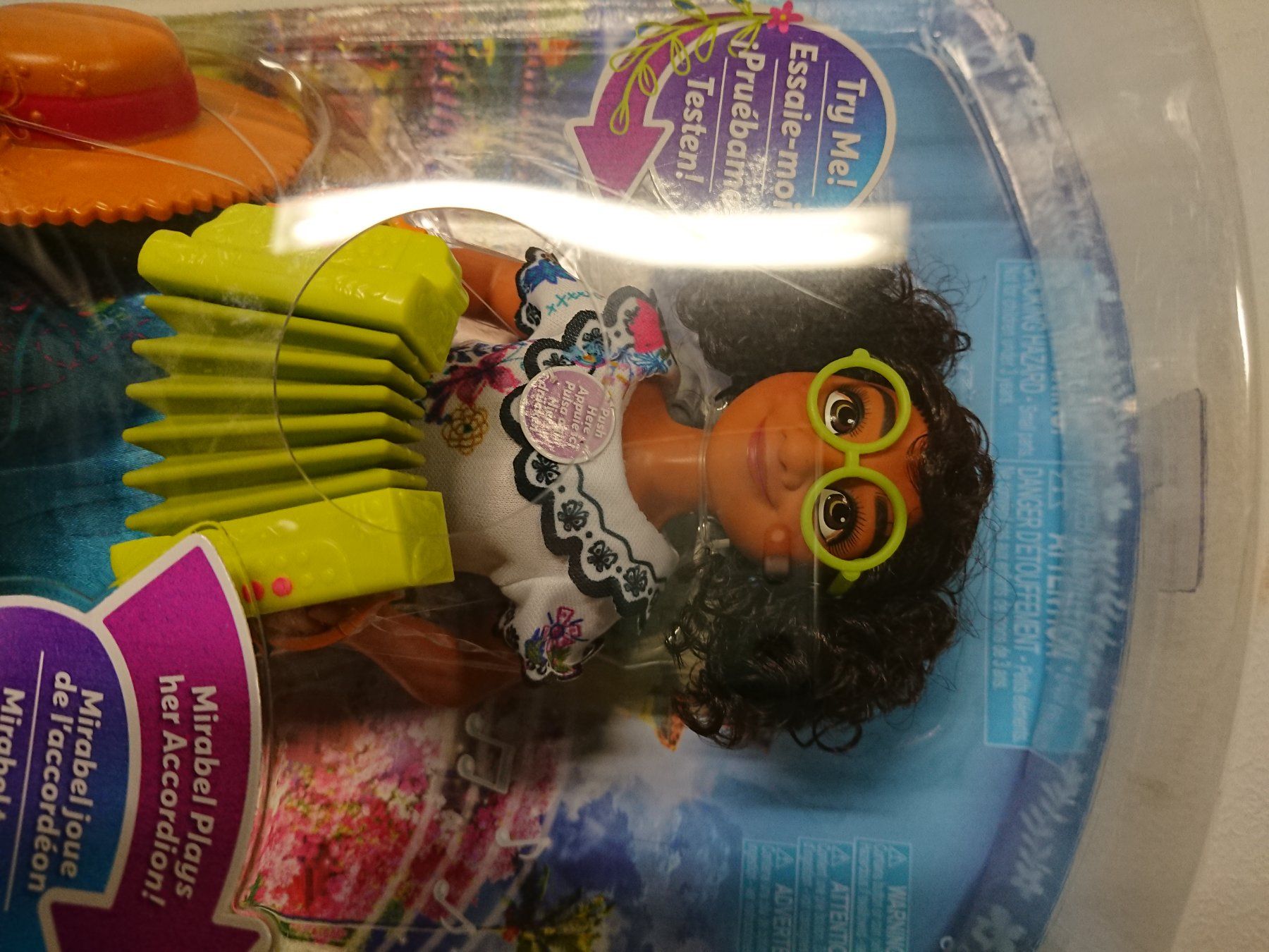 Disney Bambole: Disney Encanto Mirabel type Barbie – Nuovo e nell'imballaggio originale da Farvagny-le-Grand venduto da LaCaverne 1