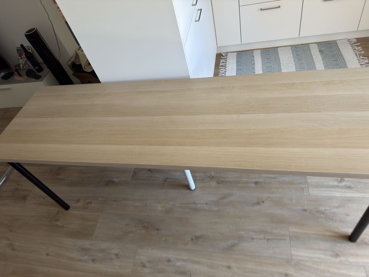 Ikea Scrivanie: Schreibtisch von Ikea – Usato da Grosswangen venduto da nik_lb8t