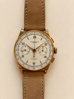 Montre vintage Chronographe Suisse or 18k, diamètre 37mm