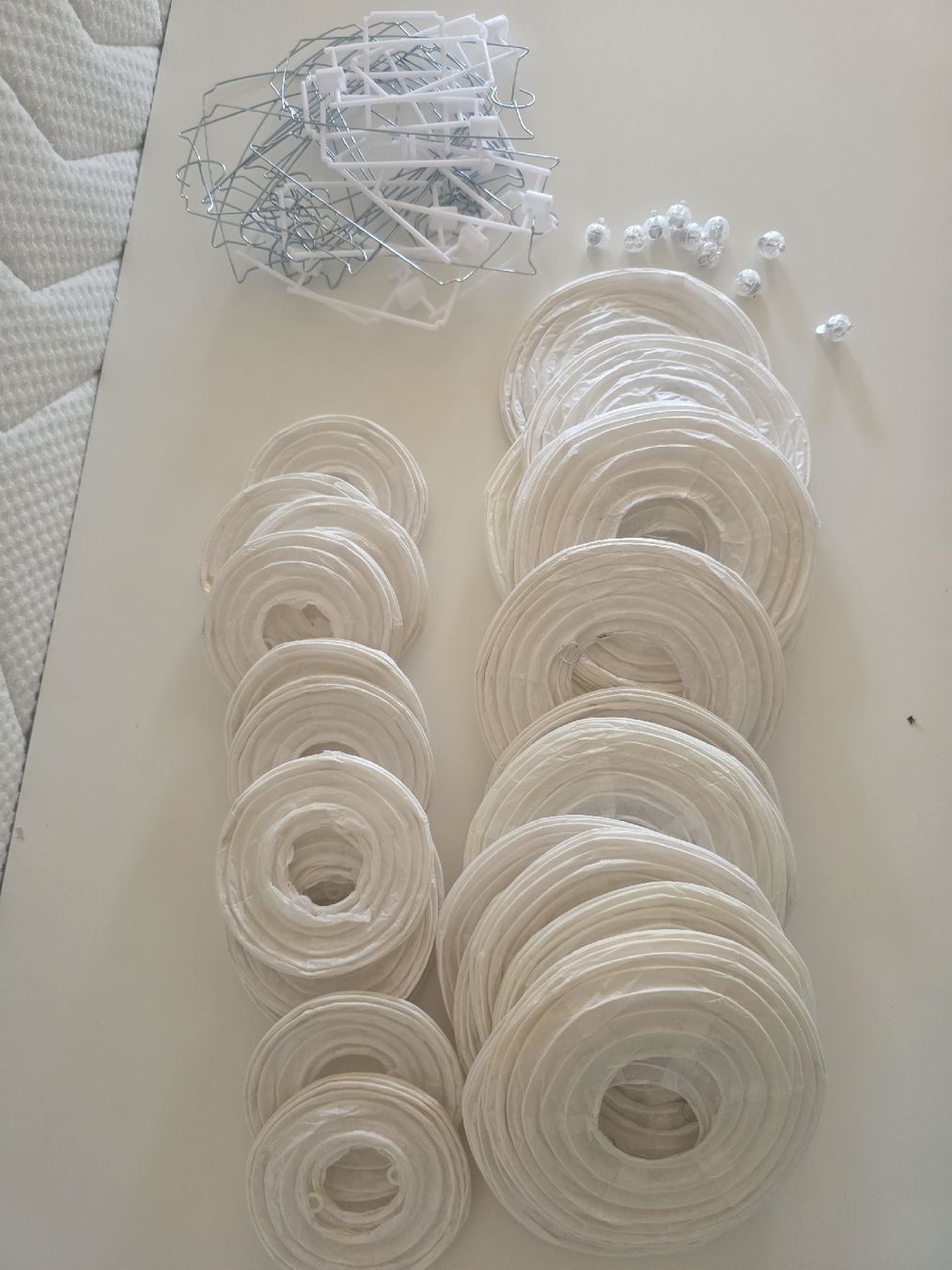 Alle Dekorationen: kleine Lampions – Neu (gemäss Beschreibung) aus Mattwil von Mrs_sonyx